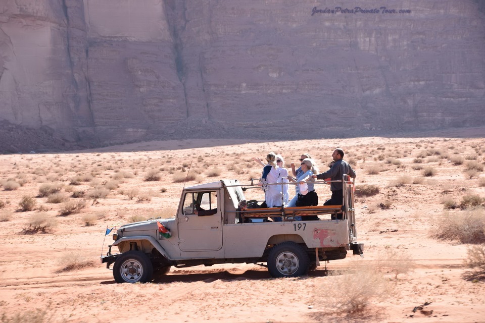 4x4 Jeep Safari Tour in Wadi Rum - Adventure through Jordan’s red dunes